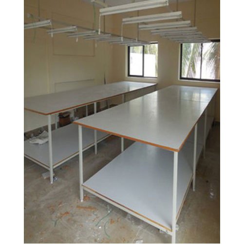 Industrial Packing Table